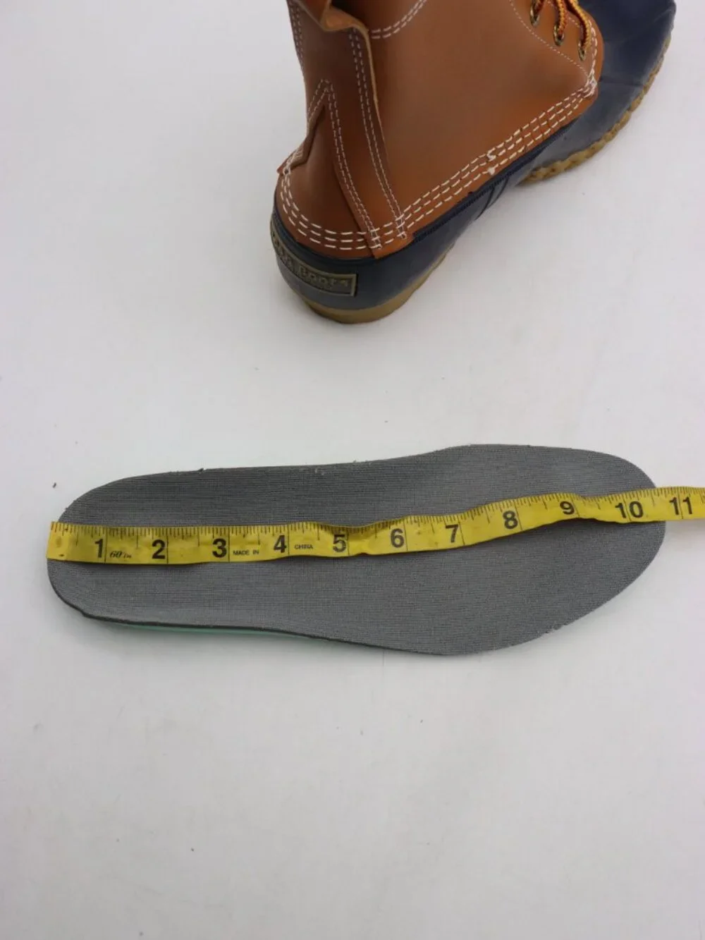 L. L.Bean Duck Rubber Boots Men's Size 9 M Tan Navy Blue Shoes Made In USA